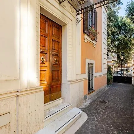 Apartamento Lovely Loft Torlonia In Center Town Roma